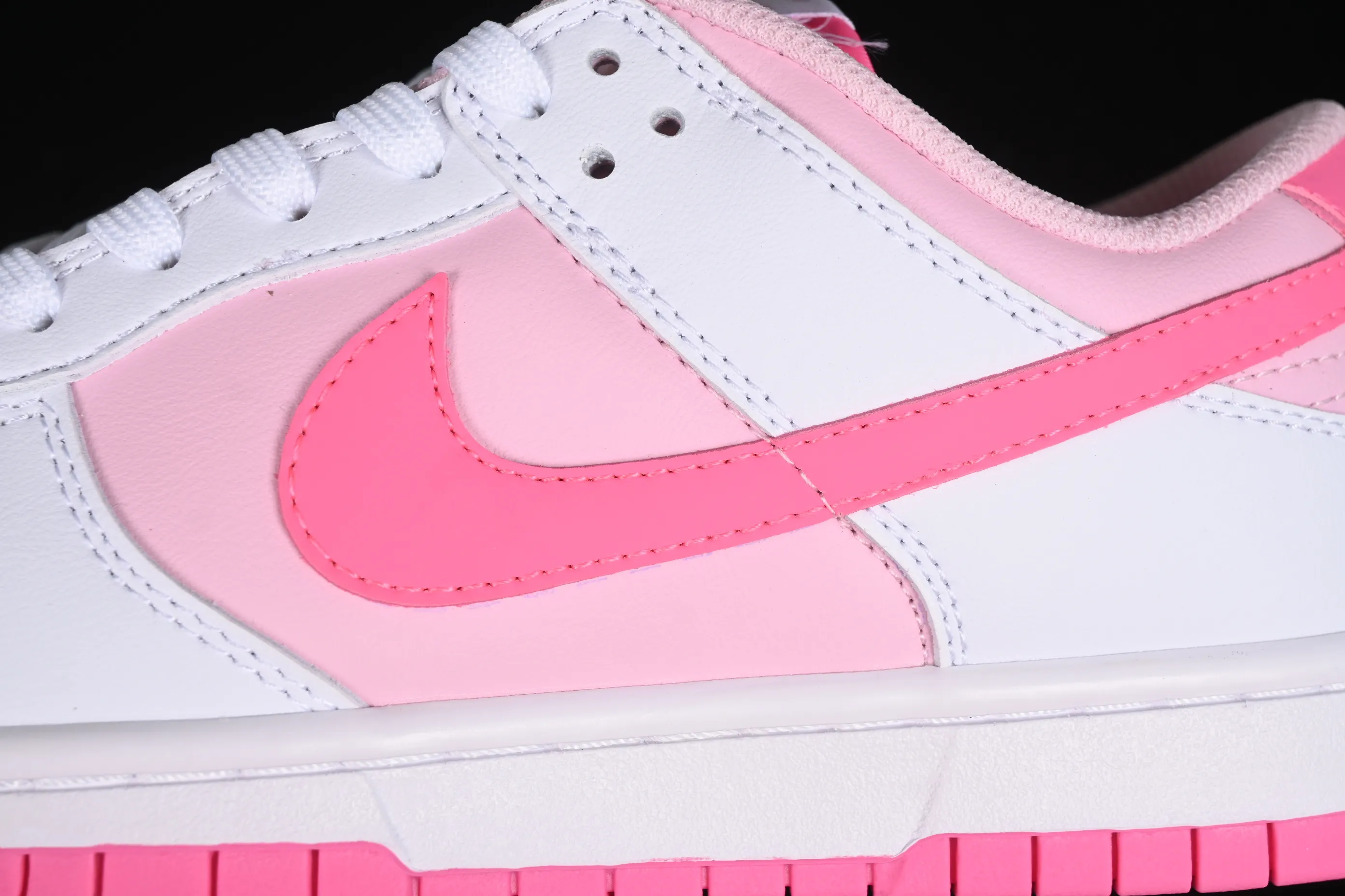 All Categories Nk SB Dunk Series Nk SB Dunk Low Low-top sneakers Nk SB Dunk Low Glacier pink color Low-top casual sports skateboard shoes HQ1181-661